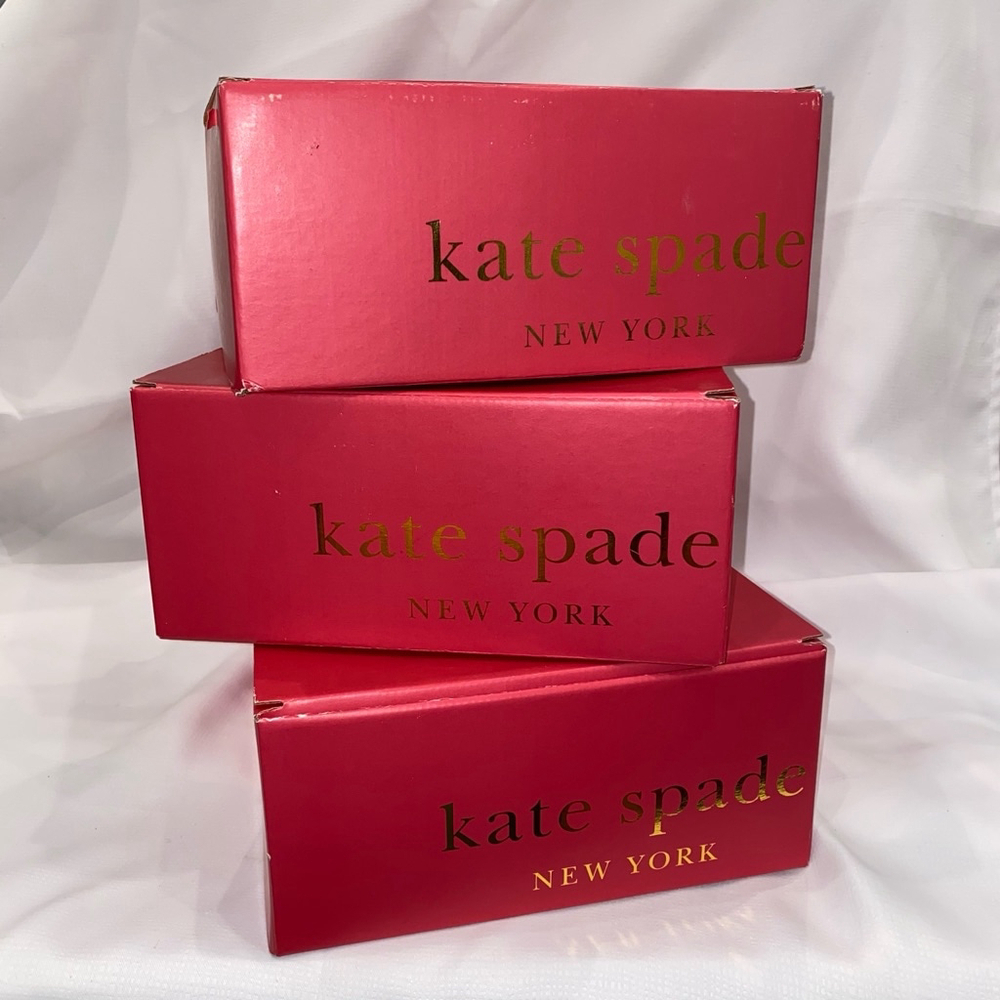 (3 Place Settings) Kate Spade New York Parker Place 5 Piece China Place Serving - Picture 2 of 16